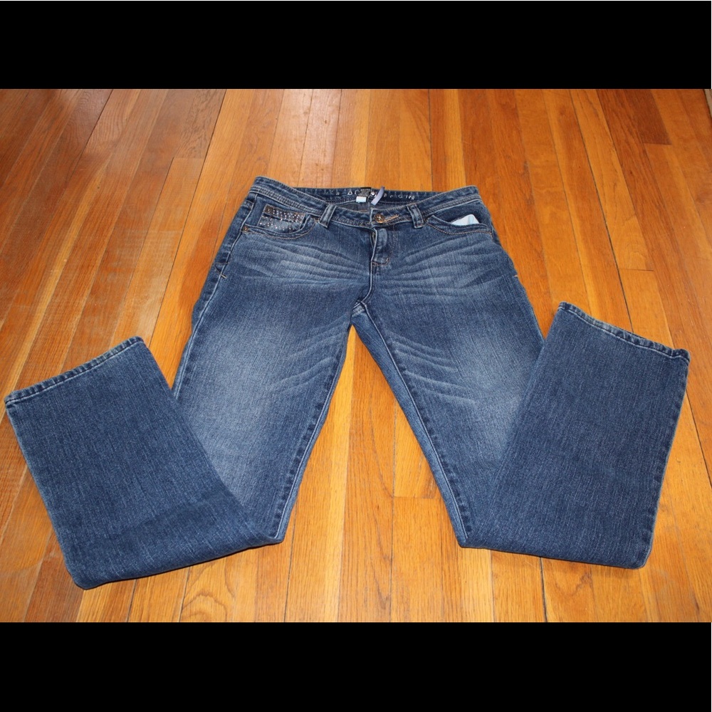 Apt 9 Modern Bootleg Sz 6 Embellished Pockets